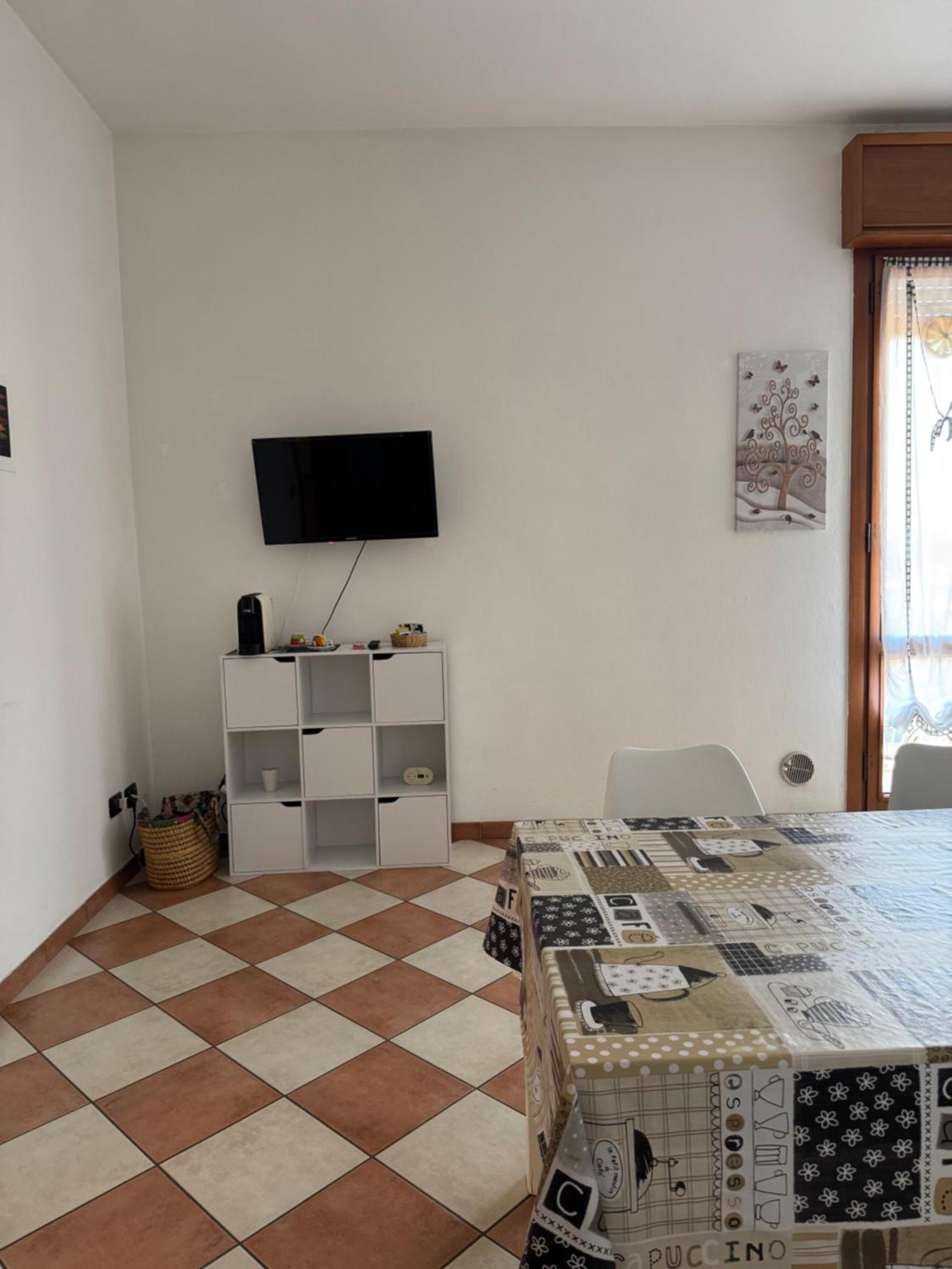 Torrione View Apartment Spilamberto Luaran gambar