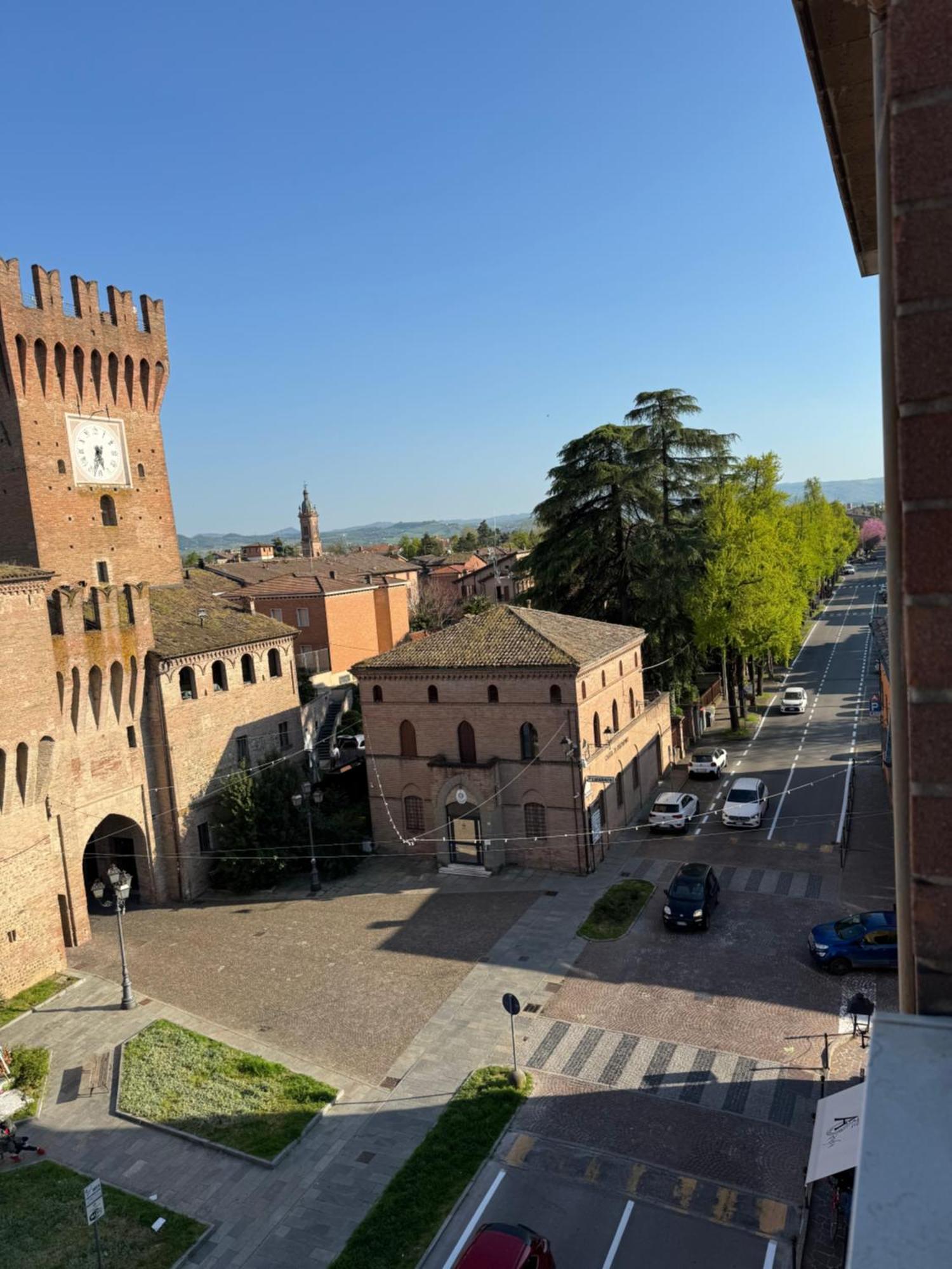 Torrione View Apartment Spilamberto Luaran gambar